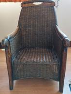 Rieten stoel met houten leuningen, Ophalen, Gebruikt, Bruin, Hout