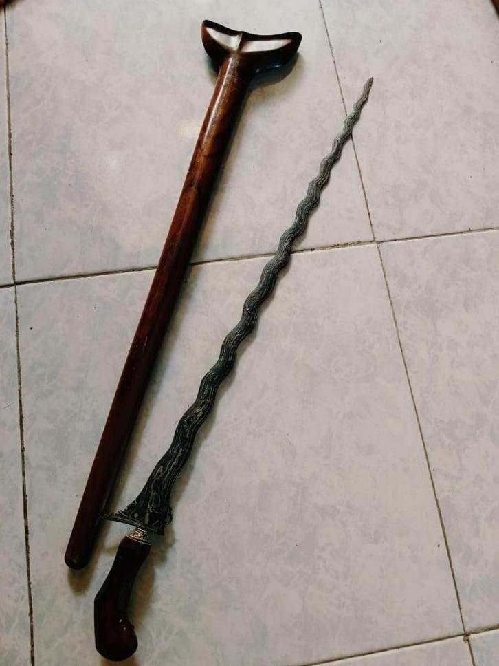 Antieke Keris Bangkinang 23 Luk Sumatra Beras Wutah SVE12, Antiek en Kunst, Kunst | Niet-Westerse kunst, Verzenden