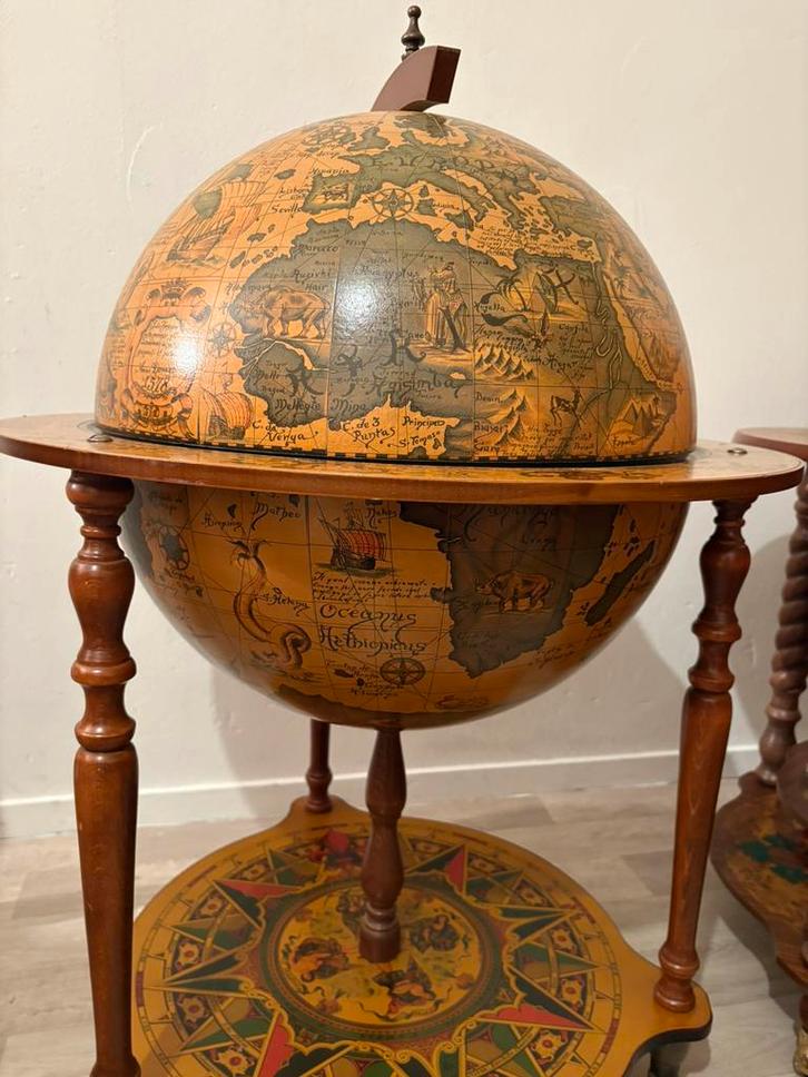 ITALIAANSE bar globe drank wereldbol globebar drankglobe, Huis en Inrichting, Woonaccessoires | Wereldbollen, Zo goed als nieuw
