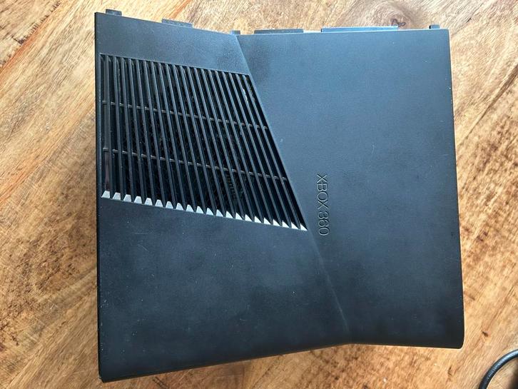 Xbox 360 onderdelen., Spelcomputers en Games, Spelcomputers | Xbox 360, Gebruikt, 250 GB, Zonder controller, Ophalen of Verzenden