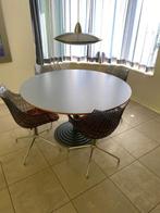 Design stoelen en tafel, Huis en Inrichting, Stoelen, Ophalen, Zo goed als nieuw, Vier, Design meubilair