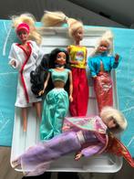 Doos vol barbies met kleding, Verzamelen, Speelgoed, Ophalen of Verzenden, Zo goed als nieuw