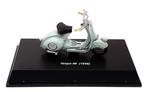 4446: Vespa 98 - 1946 - New-Ray 1:32, Hobby en Vrije tijd, Modelauto's | 1:32, Overige merken, New-Ray, Overige typen, Ophalen of Verzenden