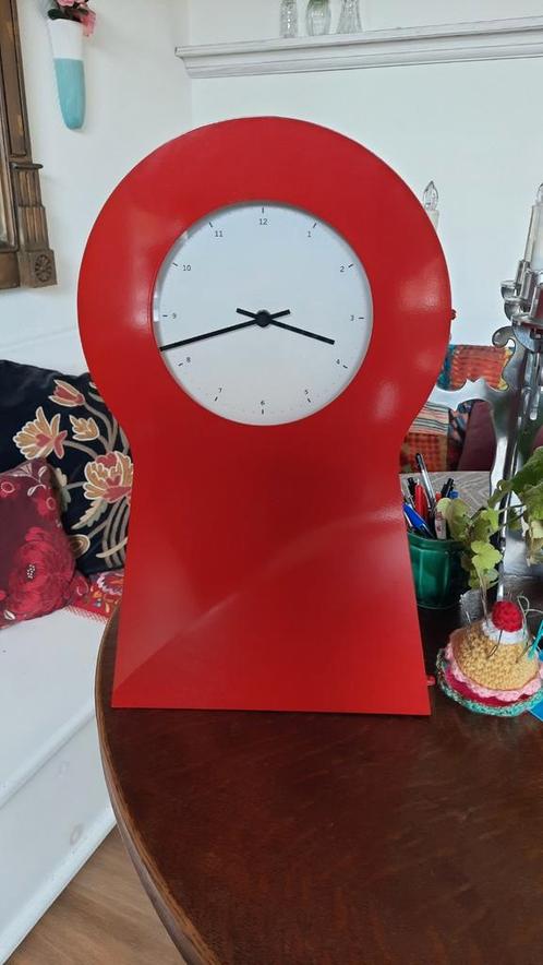Ikea sleutelgat klok ps serie jrn 90, lees de beschrijving, Huis en Inrichting, Woonaccessoires | Klokken, Zo goed als nieuw, Ophalen of Verzenden