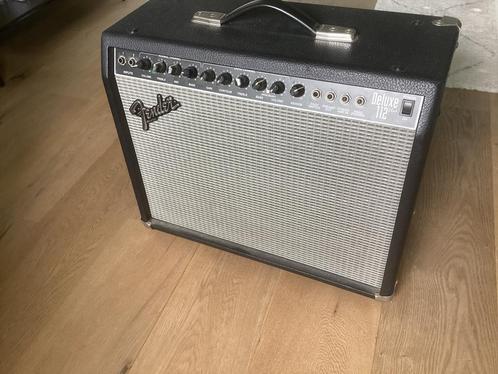 Fender gitaarversterker, Muziek en Instrumenten, Versterkers | Bas en Gitaar, Gebruikt, Gitaar, 50 tot 100 watt, Ophalen of Verzenden