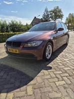 BMW 3-Serie 2.0 318 I Touring Paars / Rood, 13 km/l, Achterwielaandrijving, Beige, 4 cilinders