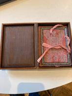 het bloemen gebedsdagboek van Renee de France, Boeken, Ophalen of Verzenden, Zo goed als nieuw, Zie beschrijving