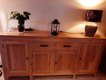 Dressoir (licht eiken) beschikbaar voor biedingen
