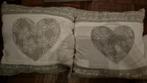 2 hartjes kussens, Ophalen, Zo goed als nieuw, Vierkant