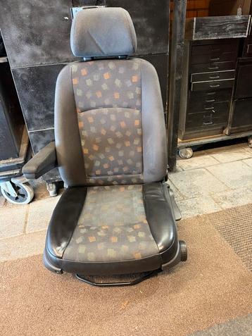Nette bestuurdersstoel voor mercedes vito w639 beschikbaar voor biedingen
