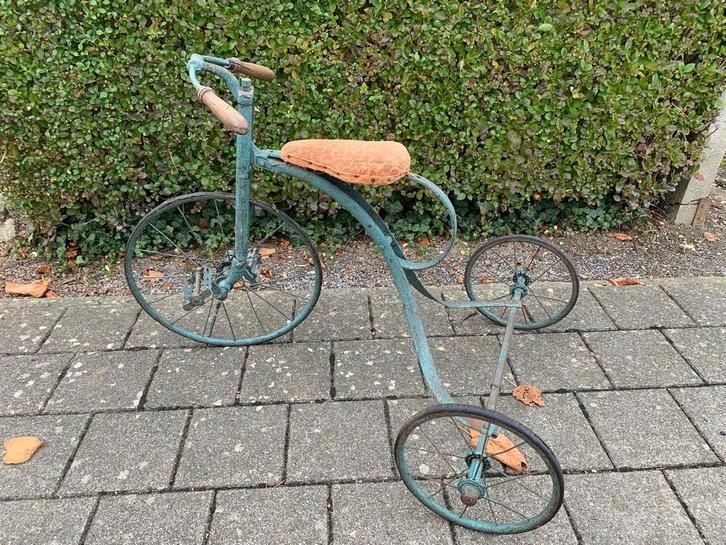 Brocante kinder driewieler / fietsje, Antiek en Kunst, Antiek | Speelgoed, Ophalen of Verzenden