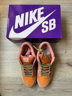 Nike sb Dunk Low 11US ( 45 EU ), Ophalen of Verzenden, Zo goed als nieuw, Overige kleuren