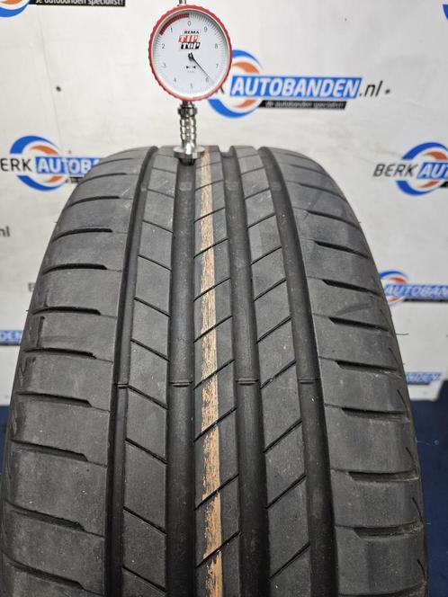 2x Bridgestone Turanza T005 (RFT) 225/40 R19 93Y 225/40/19 2, Auto-onderdelen, Banden en Velgen, Band(en), Zomerbanden, 19 inch