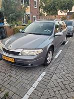 Renault Laguna 1.6 16V Gr.tour Auth S2005 2003 Grijs, Auto's, 1280 kg, 4 cilinders, Origineel Nederlands, Stationwagon