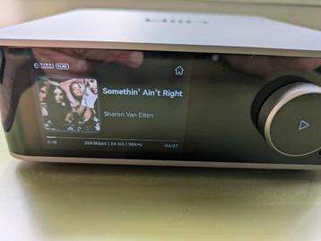 WIIM Ultra mediaspeler/ streamer zgan zilver beschikbaar voor biedingen