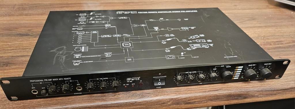 Apart PIR7600 Stereo Voorversterker - 19" Rack, Overige merken, Gebruikt, Ophalen of Verzenden, Minder dan 60 watt