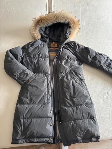 Parajumpers jas long bear lightweight mt M. beschikbaar voor biedingen