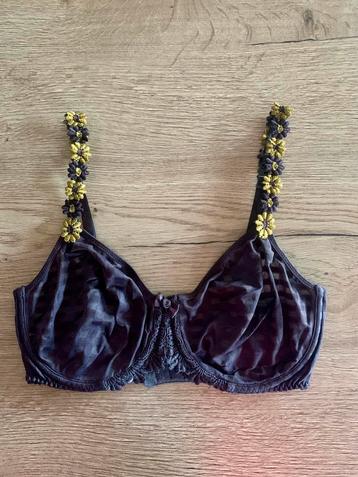 Marie jo 75E avero bruin met gekleurde bandjes beschikbaar voor biedingen