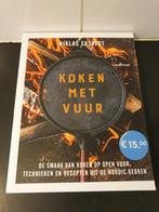 Koken met vuur - Niklas Eksedt (Zweedse kok)nl talig 237 blz, Boeken, Kookboeken, Ophalen of Verzenden, Zo goed als nieuw