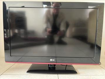 LG televisie model 32LD350 Beeldscherm 31,5 inch. 
