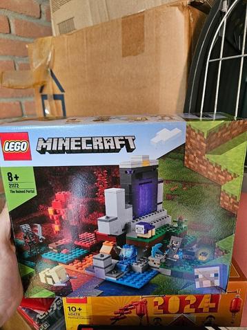 LEGO Minecraft 21172 - Het Verwoeste Portaal beschikbaar voor biedingen