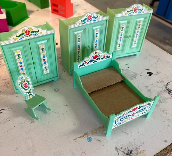 Jean W. Germany poppenhuis meubels, Verzamelen, Poppenhuizen en Toebehoren, Poppenhuis, Ophalen of Verzenden