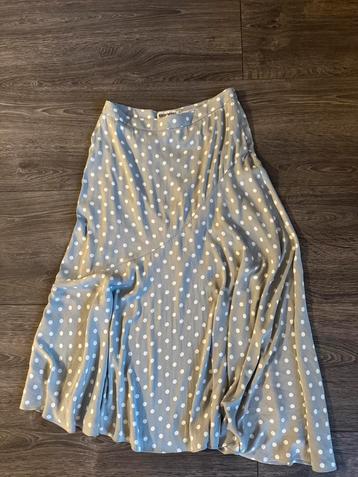 Essentiel Antwerp rok maat 38 beschikbaar voor biedingen