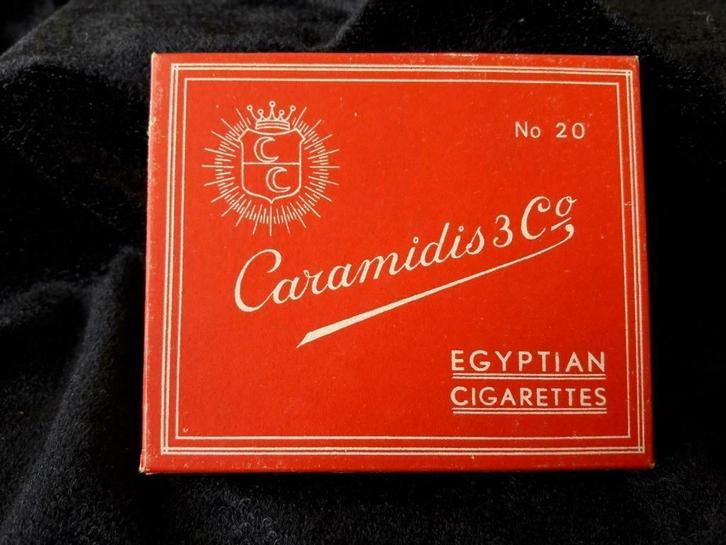 Caramidis 3 Co Egyptian Cigarettes kartonnen doosje, Verzamelen, Rookartikelen, Aanstekers en Luciferdoosjes, Gebruikt, Tabaksdoos of Verpakking