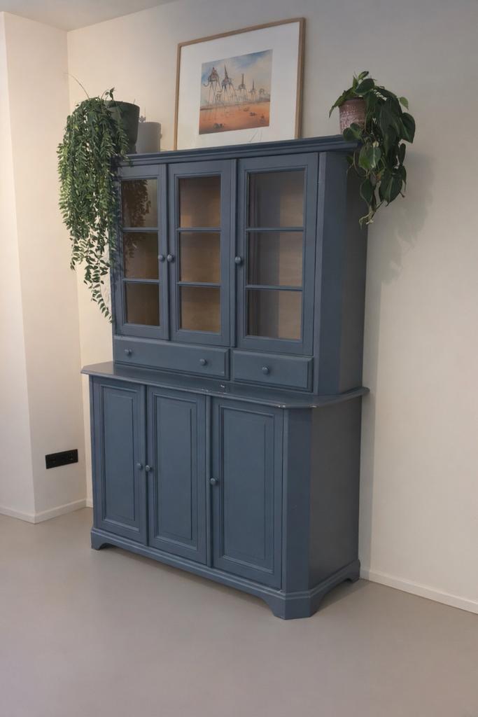 Houten Servieskast - 130 x 190 cm, Huis en Inrichting, Kasten | Buffetkasten, Gebruikt, 150 tot 200 cm, 100 tot 150 cm, Met lade(s)