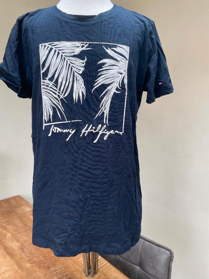 TOMMY HILFIGER shirt donkerblauw zeer netjes maat S ZD, Kleding | Dames, T-shirts, Gedragen, Maat 36 (S), Blauw, Korte mouw, Ophalen of Verzenden