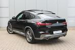 BMW X4 xDrive30i M Sport Automaat / Panoramadak / Trekhaak /, Auto's, BMW, Gebruikt, 4 cilinders, Zwart, Leder