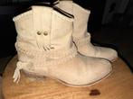 Isla Ibiza Laarsjes Maat 37 - Weinig Gedragen, Kleding | Dames, Schoenen, Ophalen of Verzenden, Zo goed als nieuw, Beige, Lage of Enkellaarzen