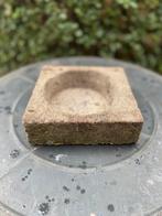 4 stuks betonnen voerbakjes voor konijnen en cavia’s, Ophalen, Gebruikt, Voerbakje