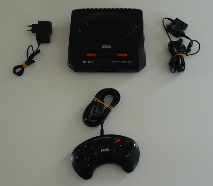 Sega Mega Drive 2 compleet met Controller, Spelcomputers en Games, Spelcomputers | Sega, Zo goed als nieuw, Mega Drive, Met 1 controller