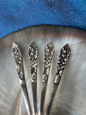 Djokja , yogya zilveren lepeltjes, 4 stuks beschikbaar voor biedingen