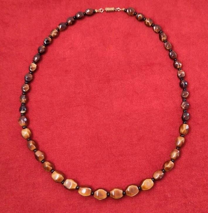 Vintage ketting van glas - 1960s - 57 cm, Sieraden, Tassen en Uiterlijk, Kettingen, Zo goed als nieuw, Overige materialen, Bruin