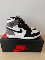 Jordan 1 High Dark Mocha - Maat 42.5 - Zo goed als nieuw, Kleding | Heren, Schoenen, Bruin, Ophalen of Verzenden, Nike Air Jordan