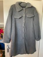 Nieuwe grijze fluffy jas/vest, Kleding | Dames, Grote Maten, Verzenden, Onbekend, Nieuw, Onbekend