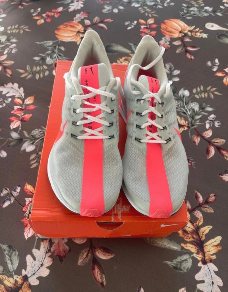 Nike running Pegasus 35 turbo size 10.5  EU44,5, Ophalen of Verzenden, Zo goed als nieuw, Hardloopschoenen, Nike