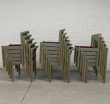 16 ‘Strax’ stapelstoelen door Hartmut Lohmeyer voor Casala beschikbaar voor biedingen