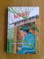 Mirco duikt onder,  door Annette van Beuzekom, Ophalen of Verzenden, Zo goed als nieuw