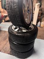 set Volvo Winterbanden (Yokohama: 215/50/R17), Auto-onderdelen, Banden en Velgen, Ophalen, Banden en Velgen, 17 inch, Winterbanden