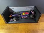 Sebastian Vettel Minichamps 1:18 Red Bull Racing RB7 2011, Ophalen of Verzenden, Zo goed als nieuw, Auto, MiniChamps