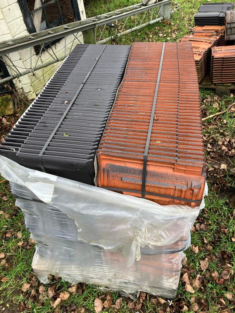 Pallet nieuwe Koramic VHV Vario Leikleur Mat Engobe Pannen, Ophalen, 60 cm of meer, Keramiek, Nieuw