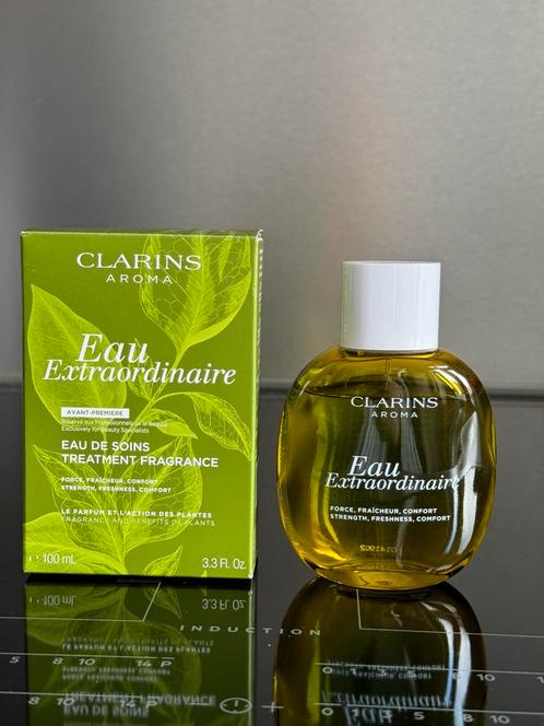 Clarins eau extraordinaire 100ml zit nog 90ml in, Sieraden, Tassen en Uiterlijk, Uiterlijk | Parfum, Zo goed als nieuw, Ophalen of Verzenden