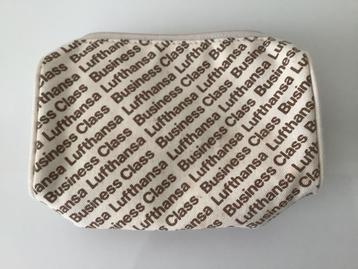 Lufthansa toilettasje Business class beschikbaar voor biedingen