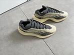 Yeezy 700 V3 fade salt, Overige kleuren, Ophalen of Verzenden, Adidas Yeezy, Sneakers of Gympen