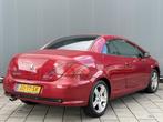 Peugeot 307 CC BWJ 2004 | 2.0-16V 136PK (lees tekst!) | LEER, Voorwielaandrijving, Gebruikt, Zwart, 4 cilinders