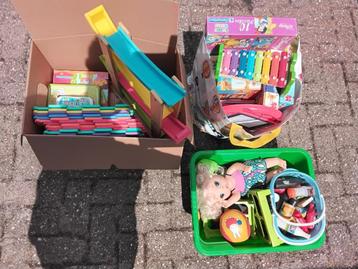 Kinderspeelgod beschikbaar voor biedingen