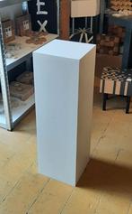 Sokkel wit mat 25x25x80cm, Huis en Inrichting, Woonaccessoires | Zuilen en Pilaren, Ophalen, Nieuw